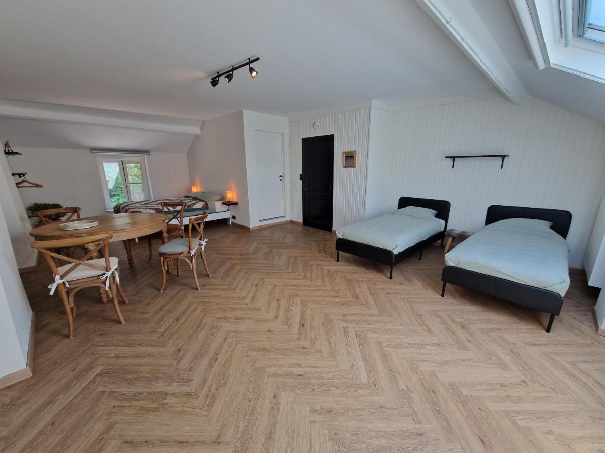 Habitat Bed & Breakfast Momignies Bagian luar foto